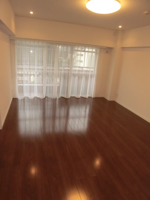 月島福寿マンション　約11.0帖のリビングダイニング