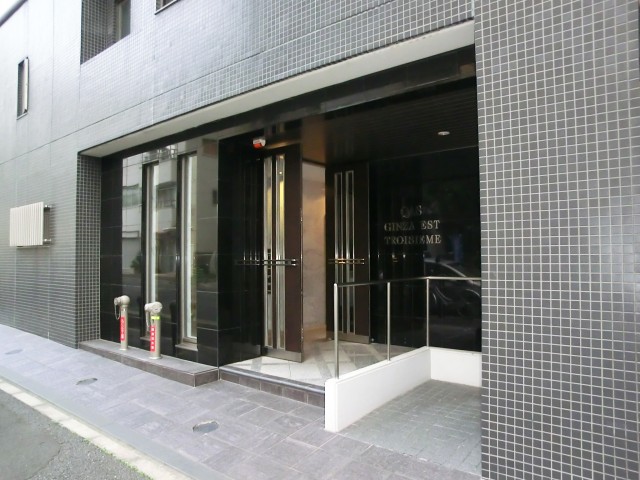 クオス銀座エスト・トロワジェーム　エントランス