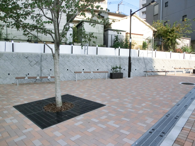 クレベール西新宿　山手通り