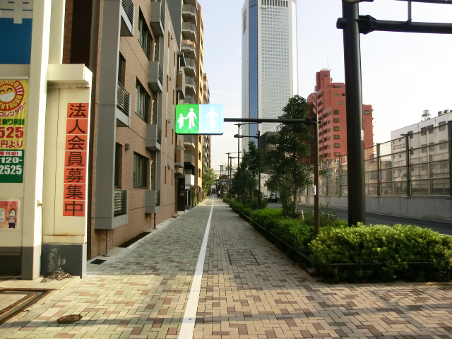 クレベール西新宿　山手通り