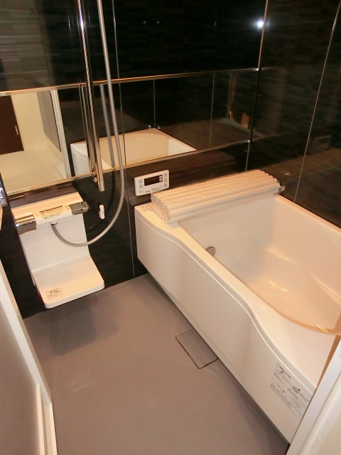 バスルームもラグジュアリー