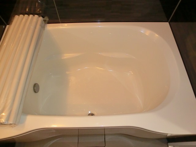 浴槽ものびのびできそう