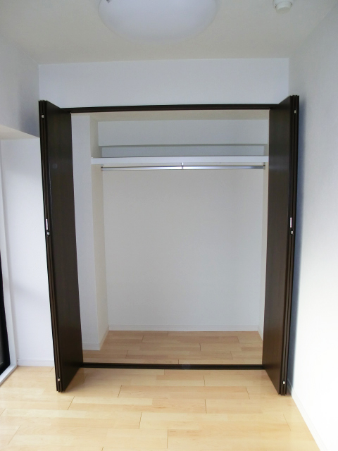 クローゼットついています