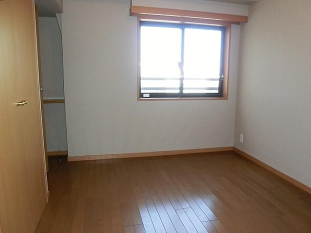 AMAX横浜　　洋室