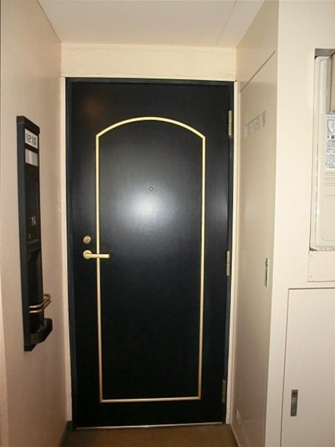 AMAX横浜　玄関扉