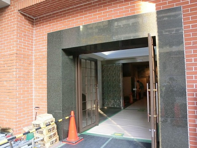 AMAX横浜　エントランス