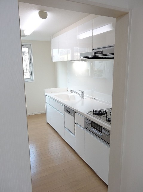 陽輪台松濤　キッチン約5帖