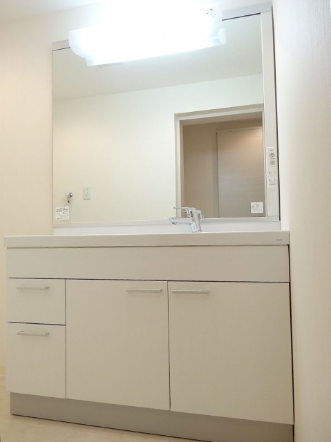 陽輪台松濤　洗面化粧台