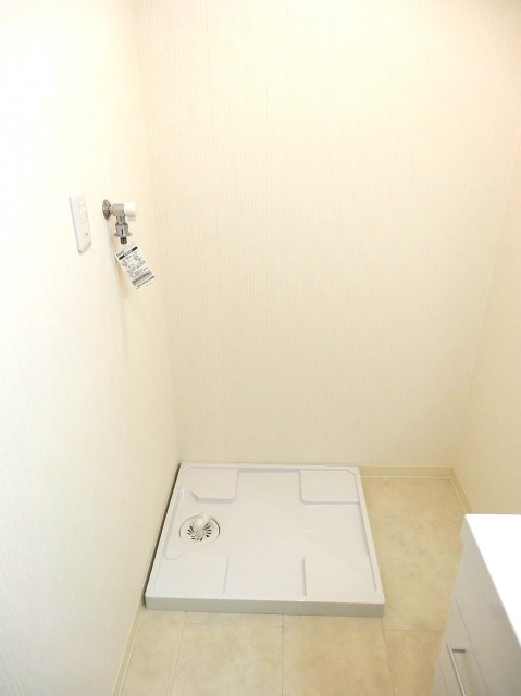 陽輪台松濤　洗濯機置場