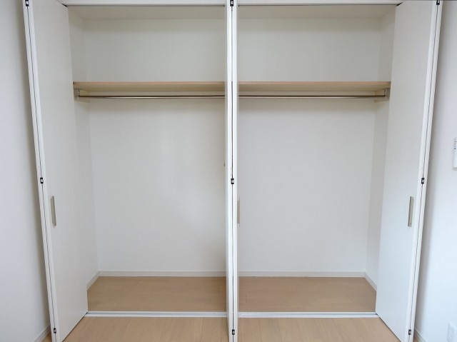 陽輪台松濤　クローゼット