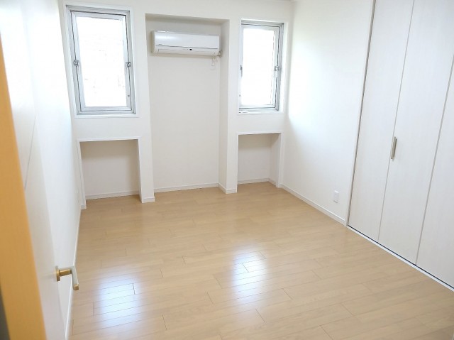 陽輪台松濤　洋室約6.5帖