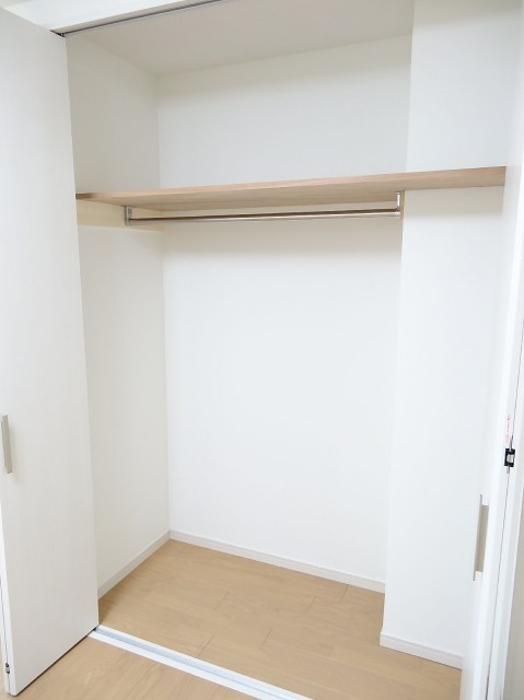 陽輪台松濤　クローゼット