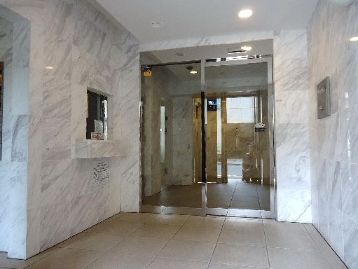 ドルチェ日本橋シティターミナル　エントランス