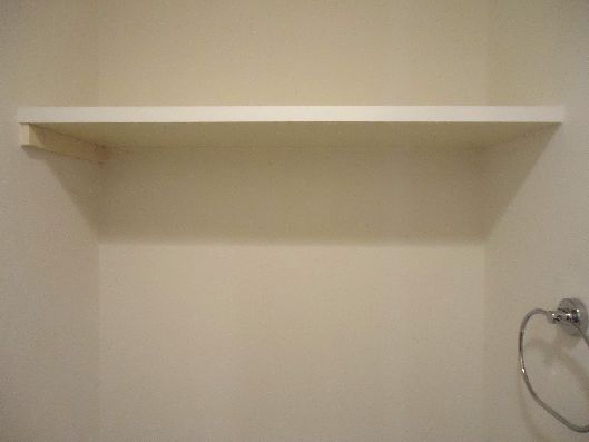 コンシェリア日本橋　トイレ棚