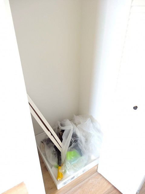 代官山エーデルハイム　　洗濯機置場