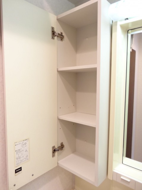 グレイス高輪一丁目1番　洗面化粧台収納