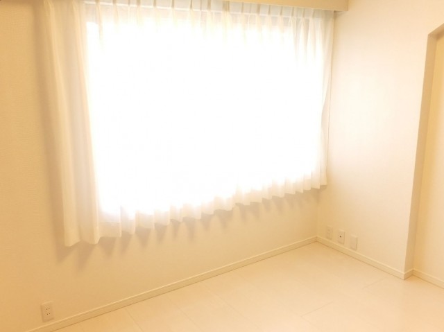 ステートリーホームズ南麻布　洋室約5.5帖