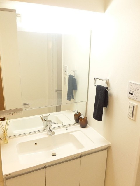 ライオンズマンション駒沢　洗面化粧台