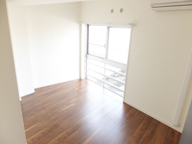 ライオンズマンション駒沢　洋室約5.5帖