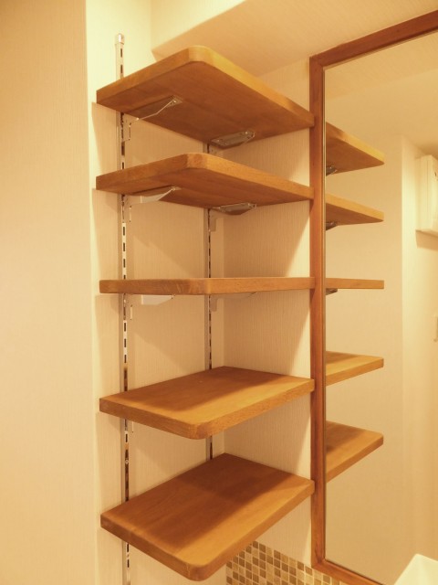 初台中央マンション　洗面化粧台