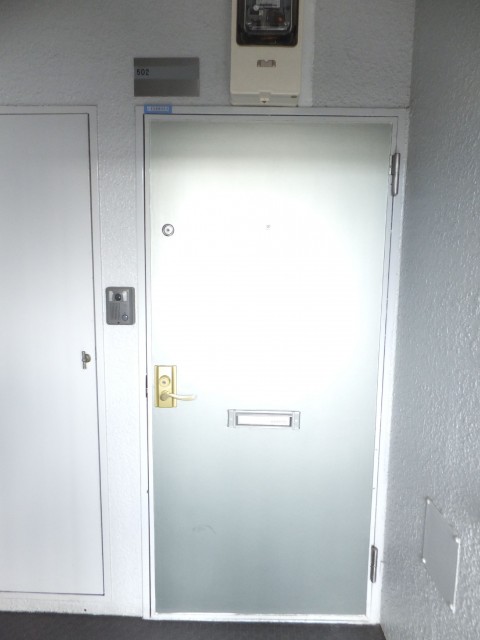 エスポワール芝　玄関扉