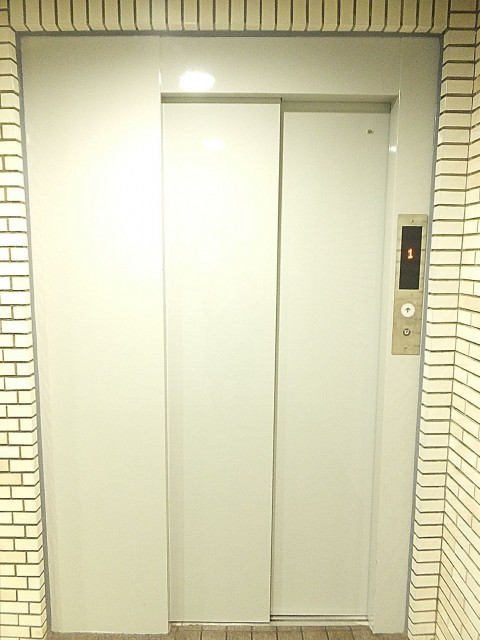 ライオンズマンション東麻布　エレベーター