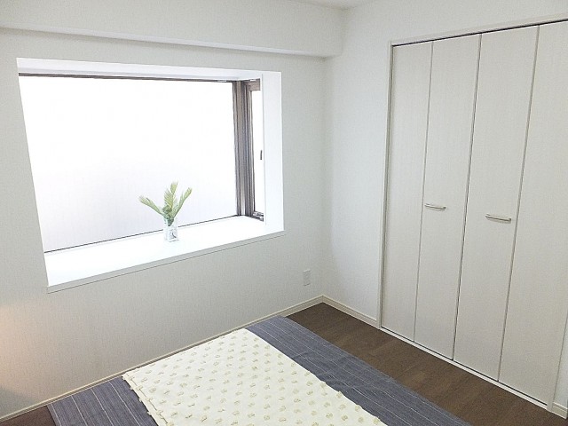 ライオンズマンション東麻布　洋室約5.3帖