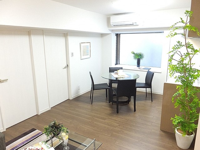 ライオンズマンション東麻布　約11.1帖ＬＤＫ