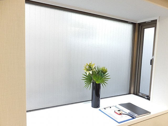 ライオンズマンション東麻布　出窓