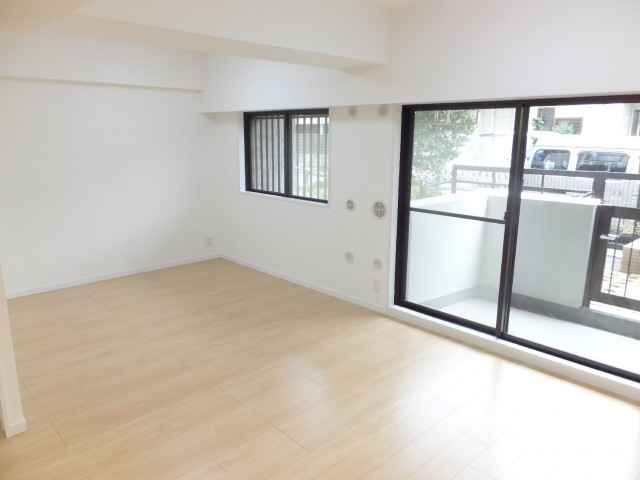 ラディエンス世田谷・若林　リビング