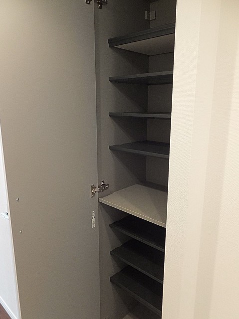 菱和パレス西麻布　玄関収納