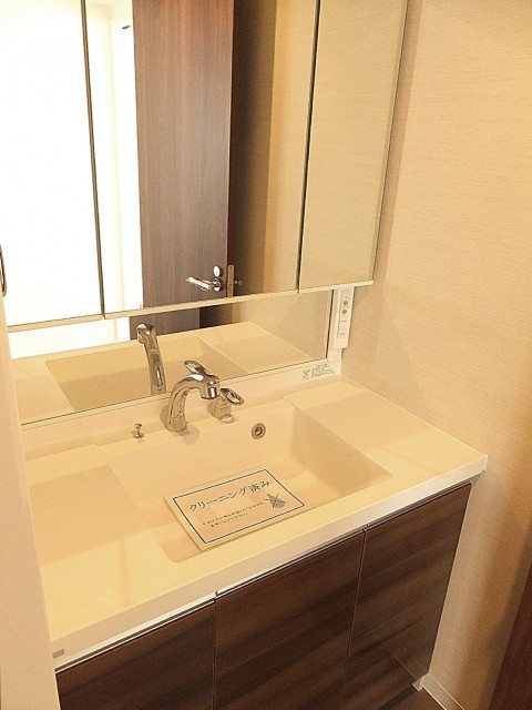 菱和パレス西麻布　洗面化粧台