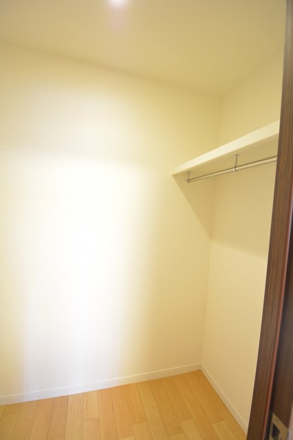 馬事公苑前ハイム2号棟　洋室WIC603