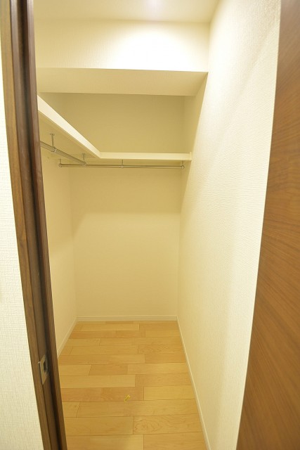 馬事公苑前ハイム2号棟　洋室WIC603