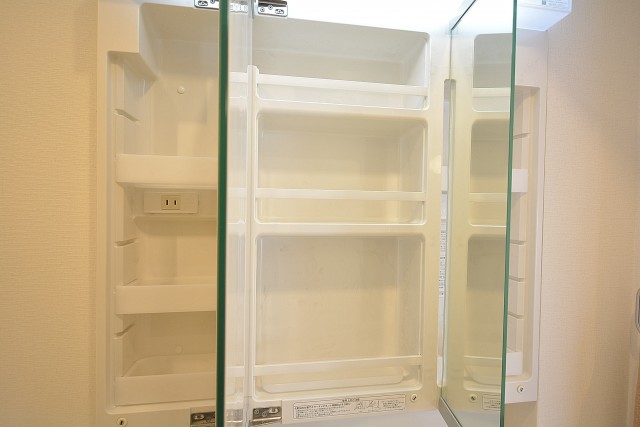 古河松原マンション　洗面化粧台905