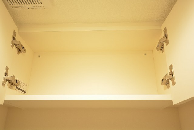 芦花公園ヒミコマンション　トイレ収納701