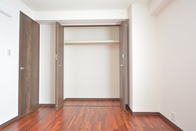 芦花公園ヒミコマンション　約6.4帖の洋室のクローゼット