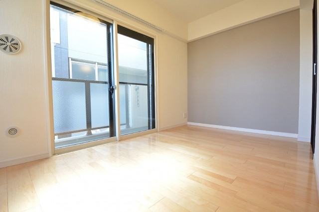 ラライオンズマンション北千束　約5.1畳の洋室