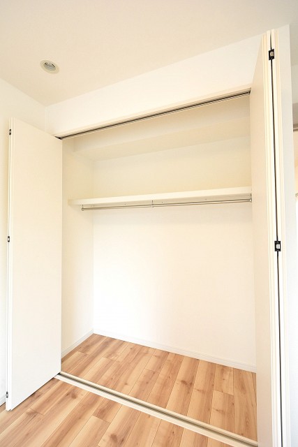 ＧＳハイム都立大　5.5帖洋室のクローゼット