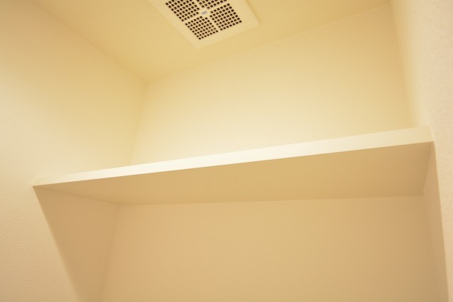 ライオンズマンション赤堤第2　トイレ収納棚