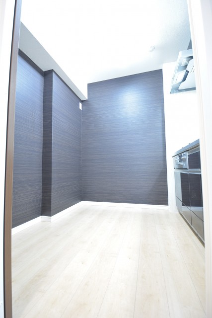 古河松原マンション　独立したキッチンスペース