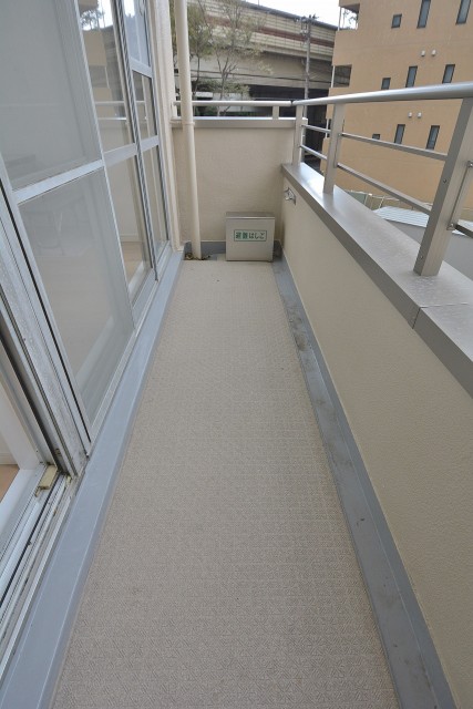 古河松原マンション　東南向きバルコニー