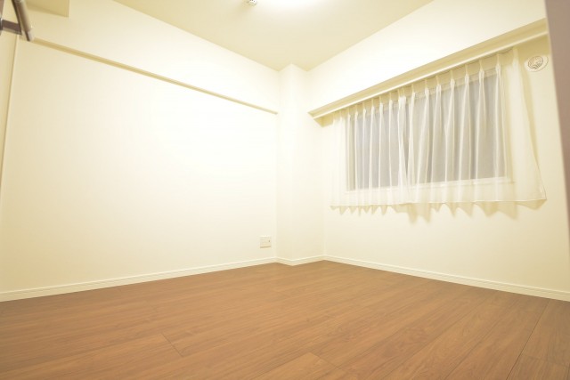 飯田橋第1パークファミリア　洋室約5.3畳