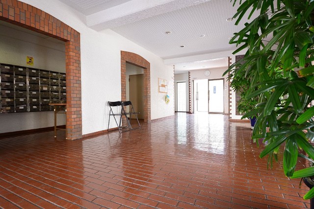 ローズハイツ仙台坂　エントランス