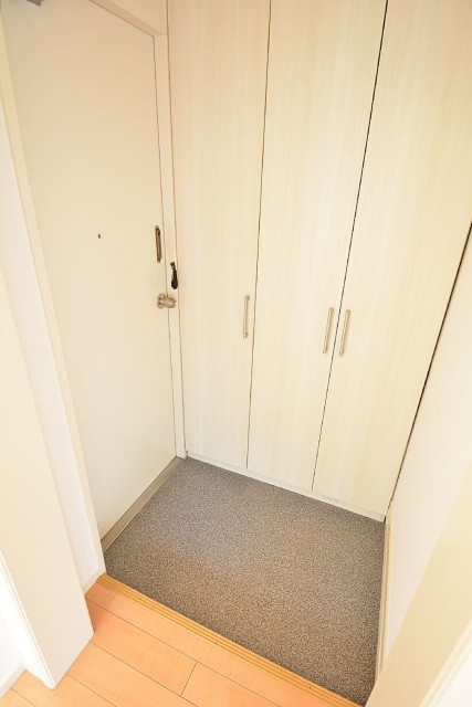 ST青山　玄関ホール