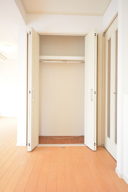 ST青山　クローゼット