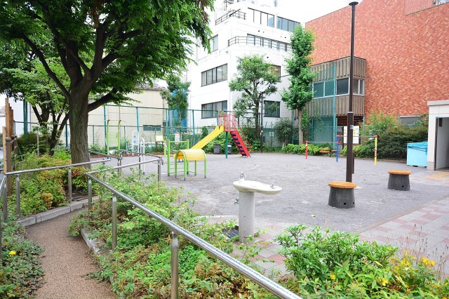 コンフォール四谷　周辺