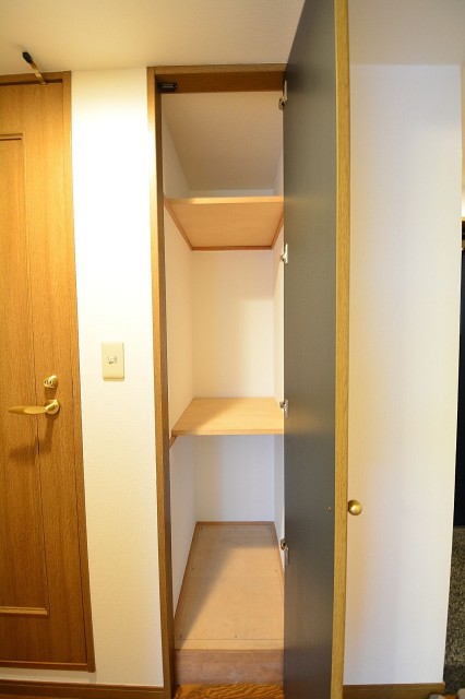 コンフォール四谷