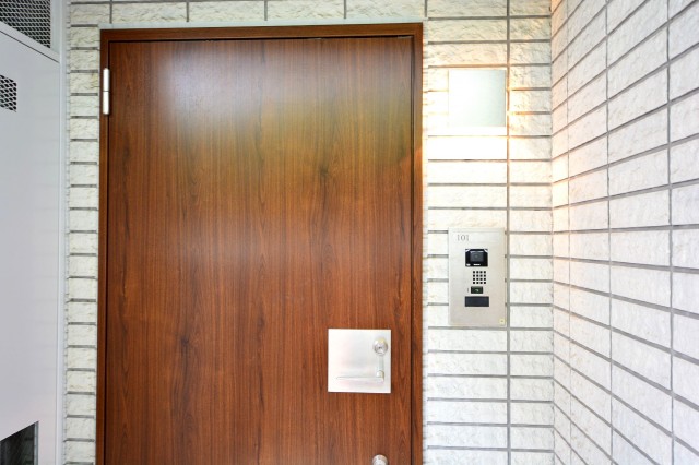 ピアースコード代々木参宮橋　玄関扉