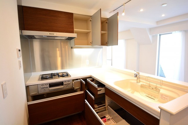 モアグランデ浜松町　キッチン